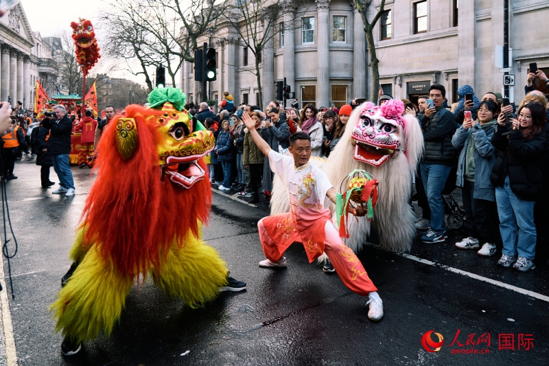 倫敦新春慶典現(xiàn)場(chǎng)。人民網(wǎng) 郭錦標(biāo)、楊浩鵬攝