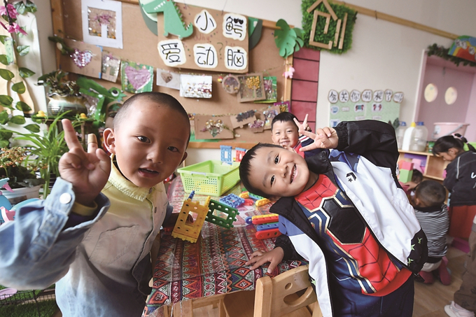 江蘇援建的拉薩市江蘇實驗幼兒園，所有師資在江蘇接受培訓，打造具有江蘇水準的優(yōu)質(zhì)學前教育資源。 本報記者 萬程鵬 攝