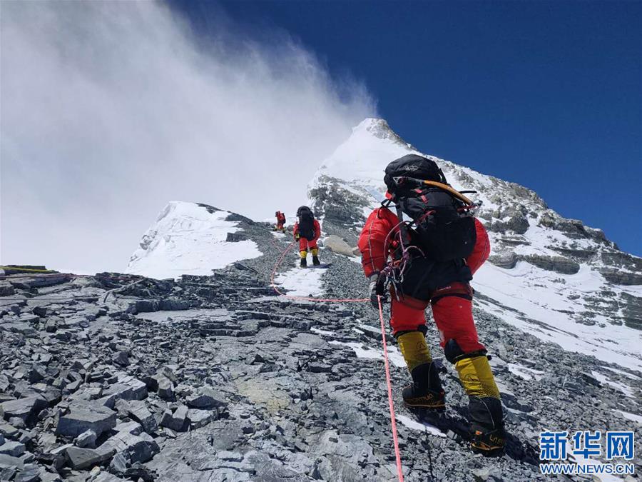 （2020珠峰高程測量）（2）修路隊打通至珠峰峰頂路線