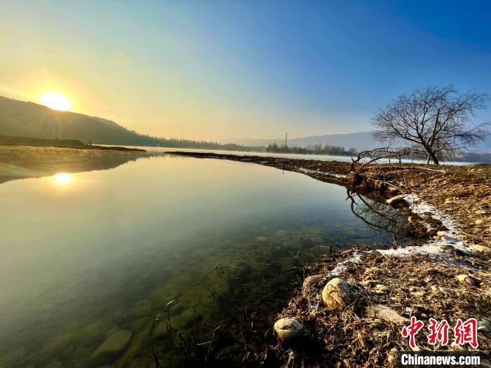 圖為青海省化隆縣黃河濕地景色。　李玉峰 攝