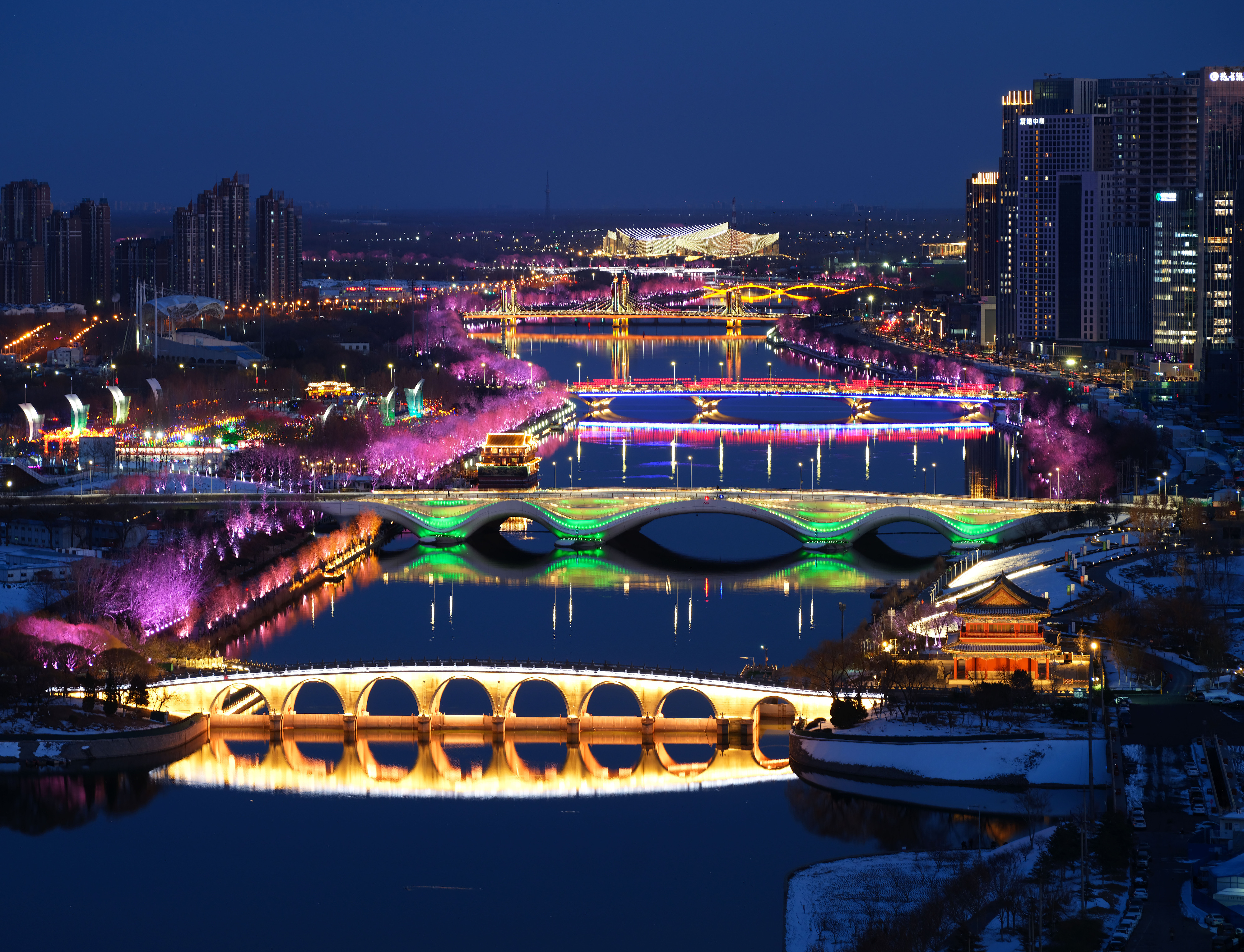 2024年2月22日，京杭大運(yùn)河北京通州段夜景。