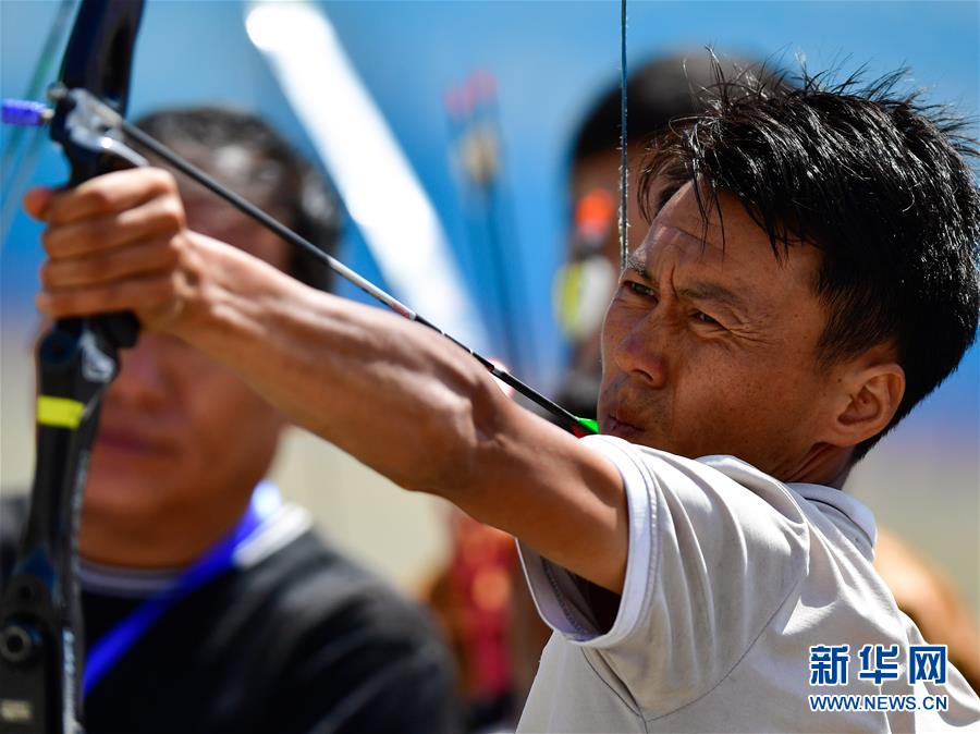 （體育）（5）青海尖扎：“五彩神箭”射箭賽開賽