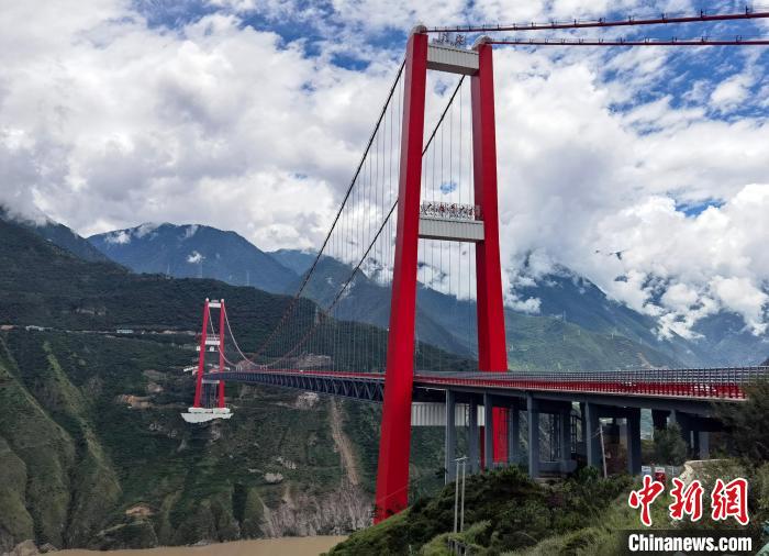 瀘定大渡河大橋。　劉忠俊 攝