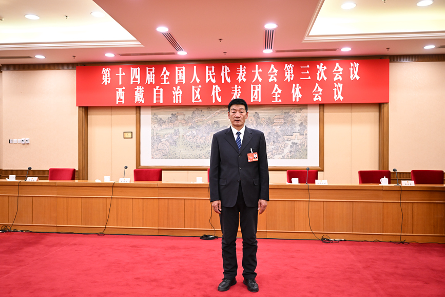 全國人大代表、國網(wǎng)拉薩供電公司城區(qū)供電服務中心帶電作業(yè)保電班副班長扎西尼瑪。次吉美朵攝