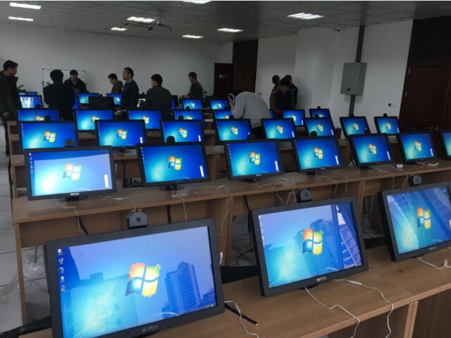 蘇州園區(qū)車管所考試機(jī)27臺、學(xué)習(xí)機(jī)48臺、排隊叫號系統(tǒng)